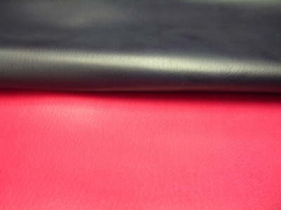 Full grain goat leather vegetable tanned. Used to produce small handbags and shoes.